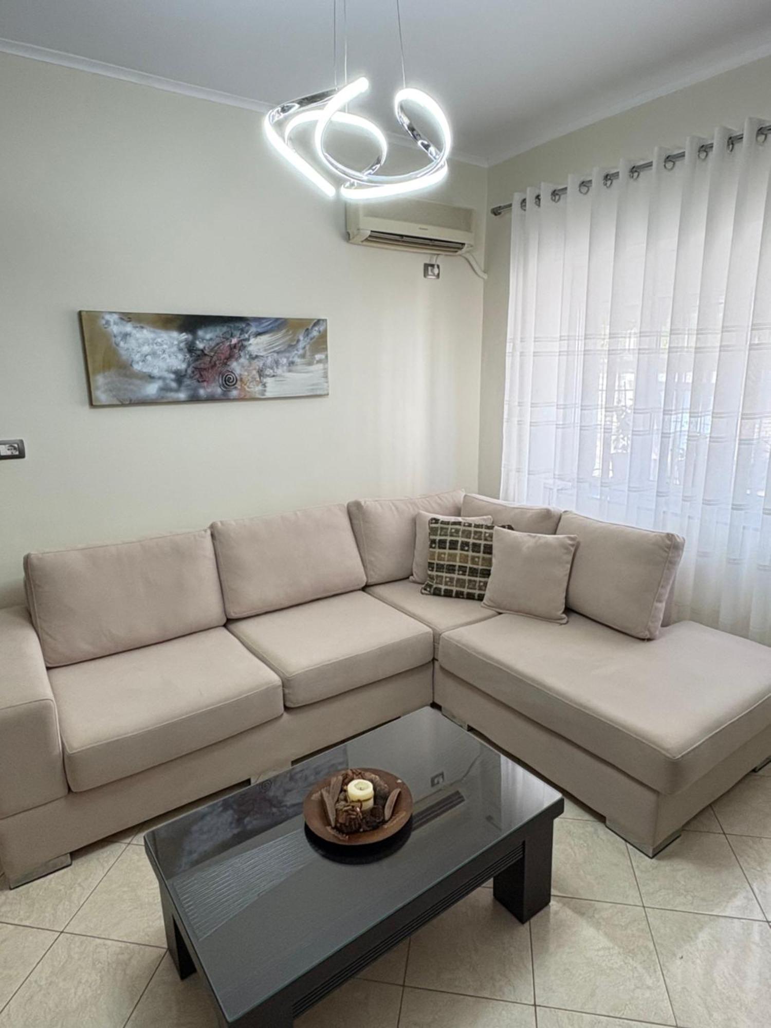 Sofia'S Modern Apartment Gjirokaster Exterior photo